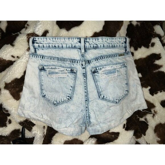 Kancan Light Acid Washed Jean Shorts (L) - Picture 4 of 5